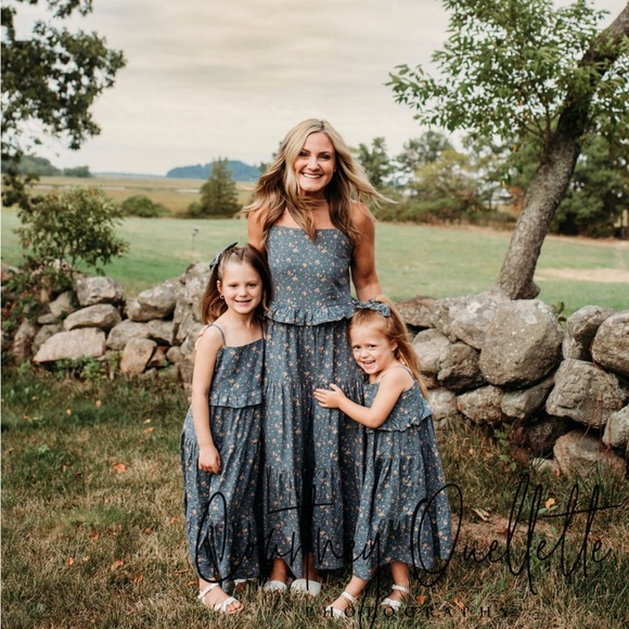 Meet your Posher, Molly - Picture 1 of 1